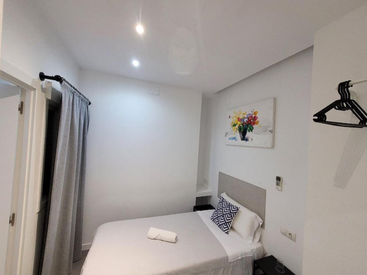 Ayz Frailes - Auto Check-In Property (Adults Only) 말라가 외부 사진