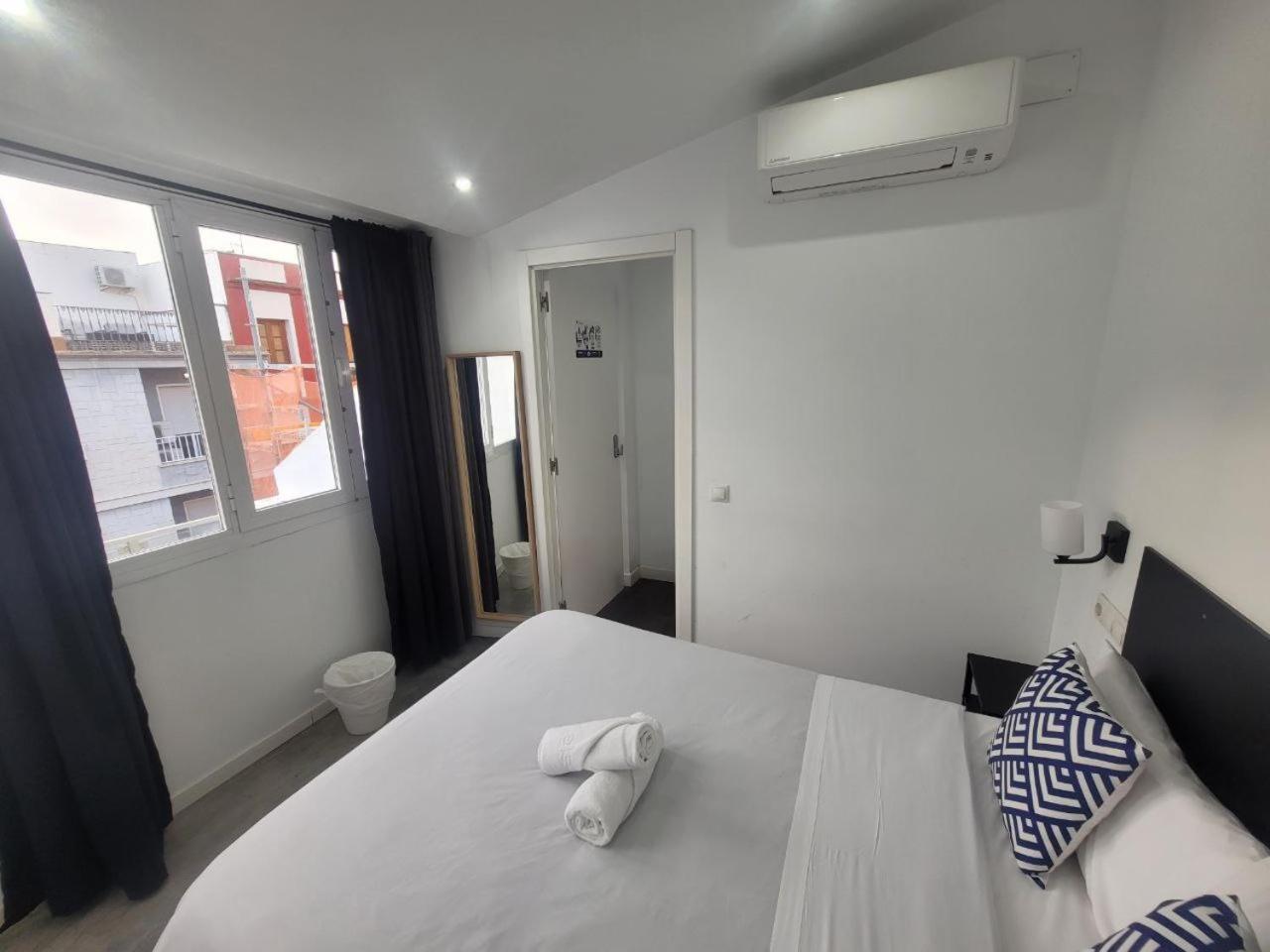 Ayz Frailes - Auto Check-In Property (Adults Only) 말라가 외부 사진