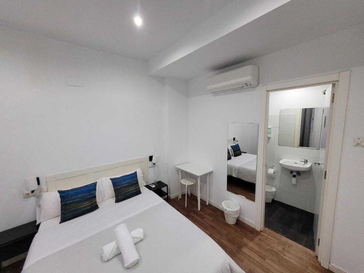 Ayz Frailes - Auto Check-In Property (Adults Only) 말라가 외부 사진