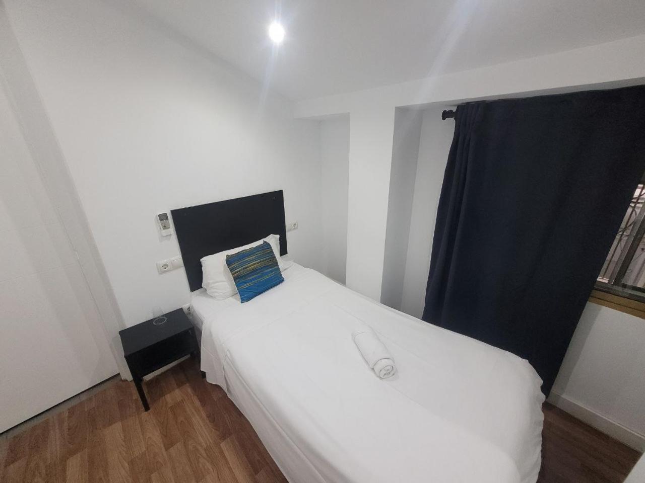 Ayz Frailes - Auto Check-In Property (Adults Only) 말라가 외부 사진