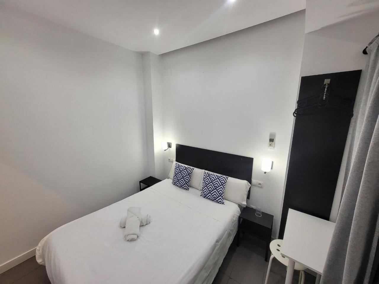 Ayz Frailes - Auto Check-In Property (Adults Only) 말라가 외부 사진