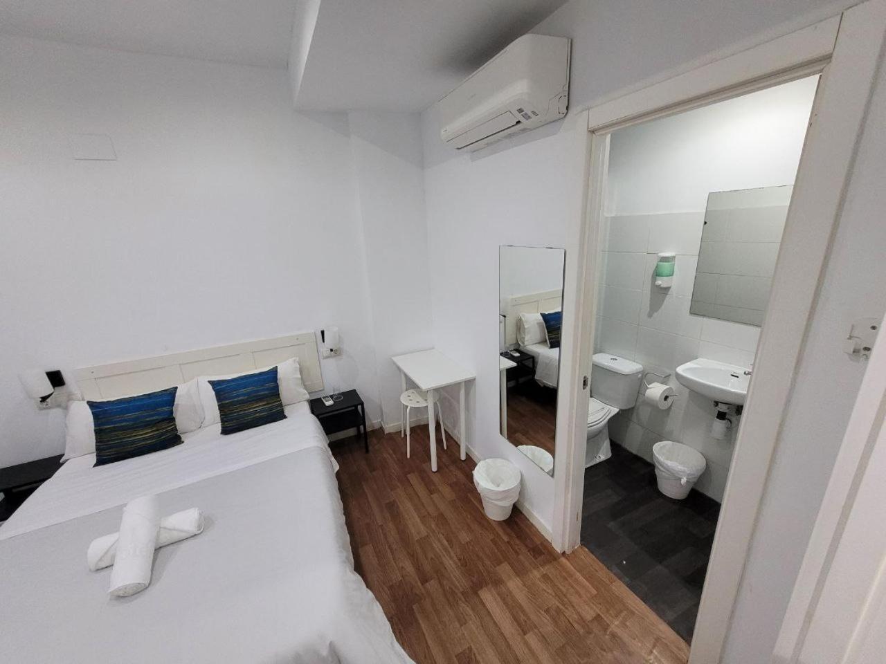 Ayz Frailes - Auto Check-In Property (Adults Only) 말라가 외부 사진